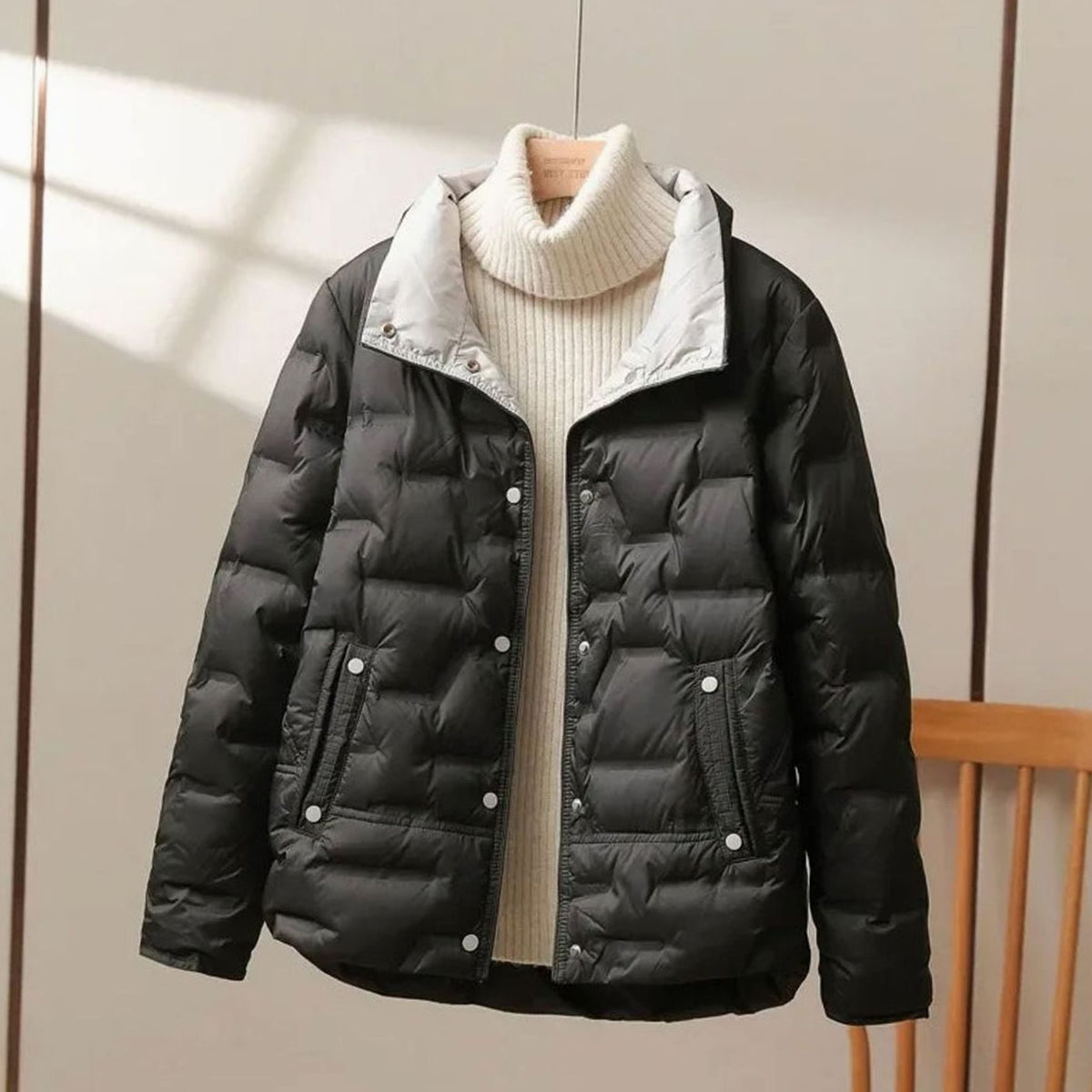 Damen-Winter-Steppdaunenjacke mit hohem Stehkragen