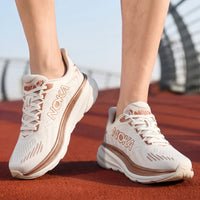 Atmungsaktive, leichte Herren-Laufschuhe mit Flyknit-Obermaterial und Gummisohle für Frühling und Herbst