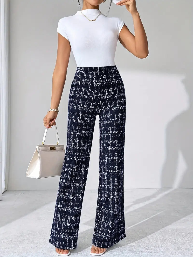 Ausgestellte Damen-Strickhose mit Karomuster und hoher Taille