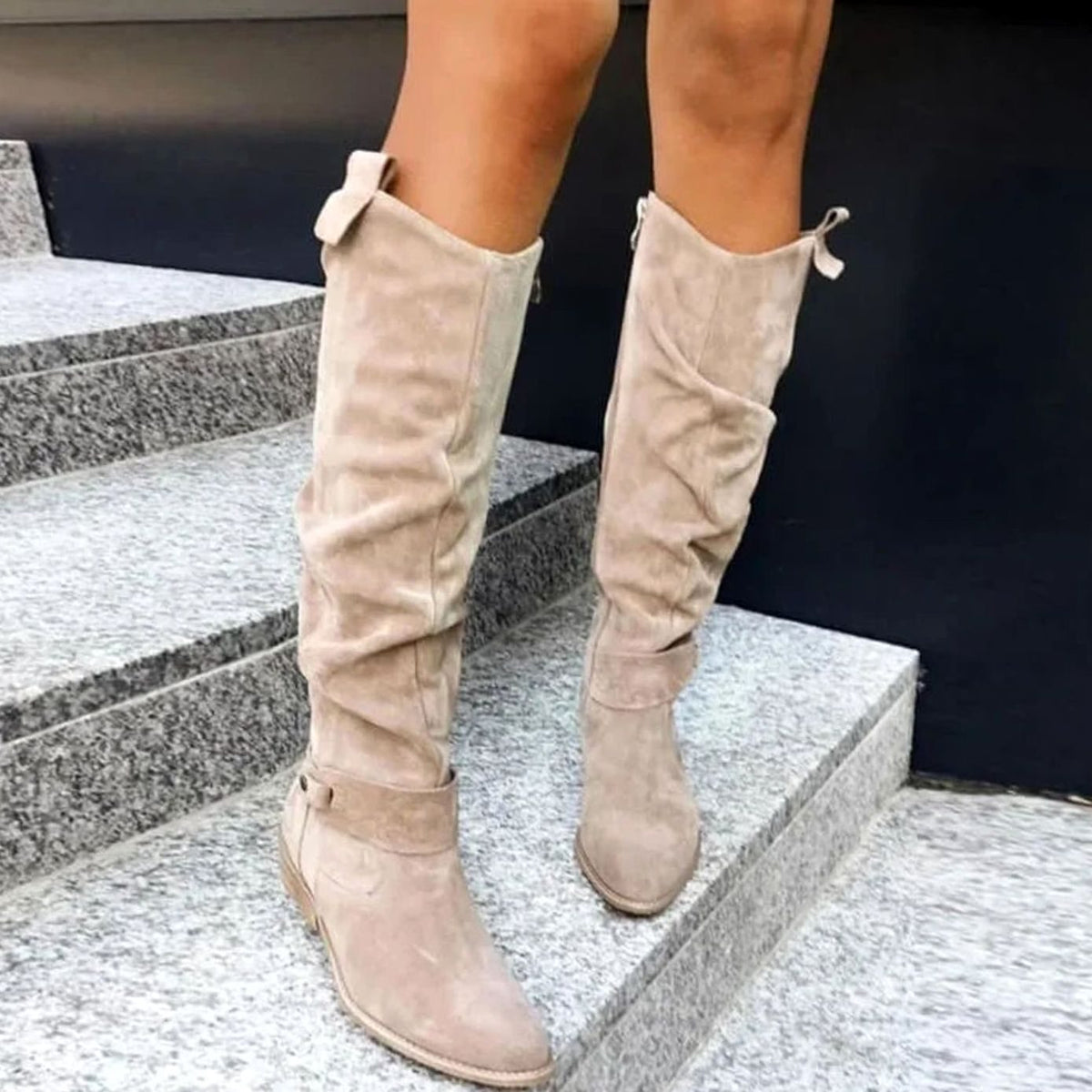 Bequeme kniehohe Damen-Wildlederstiefel mit niedrigem Blockabsatz