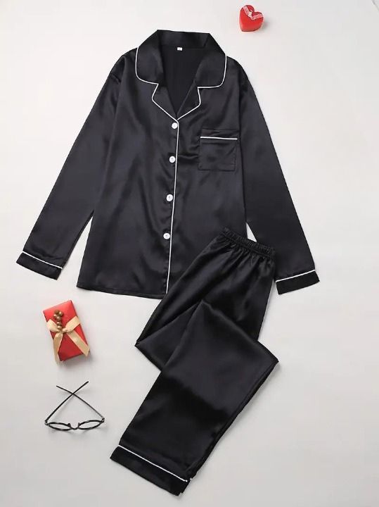 Damen-Nachtwäsche-Set aus Seide mit lockerer Passform und elegantem Design