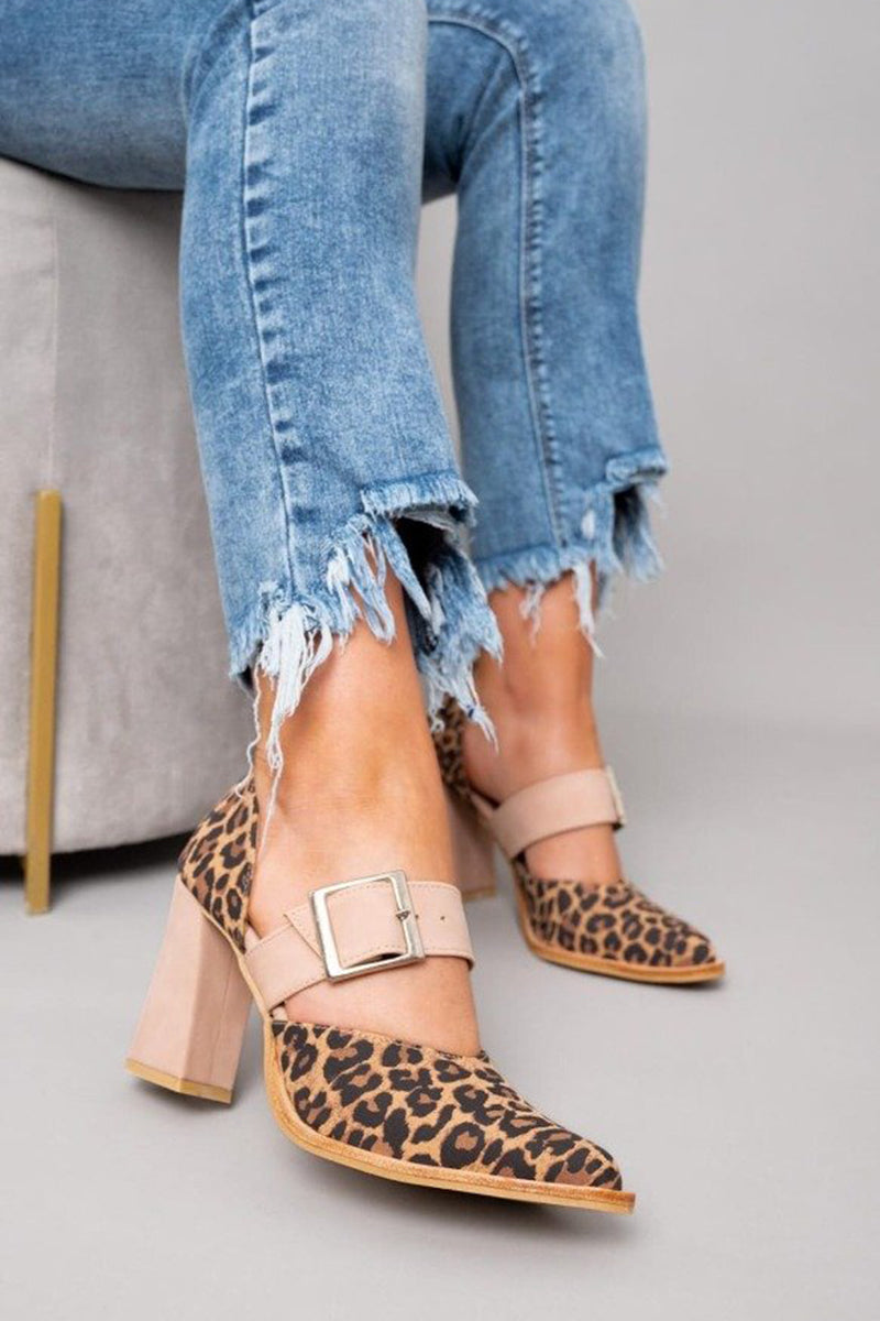 Damen-Pumps mit Leopardenmuster, Blockabsatz und breitem Schnallenriemen