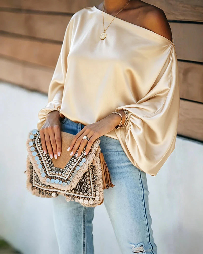 Damen-Satinbluse mit asymmetrischem One-Shoulder-Ausschnitt und weiten Fledermausärmeln