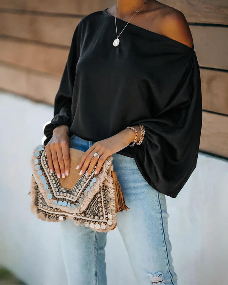 Damen-Satinbluse mit asymmetrischem One-Shoulder-Ausschnitt und weiten Fledermausärmeln