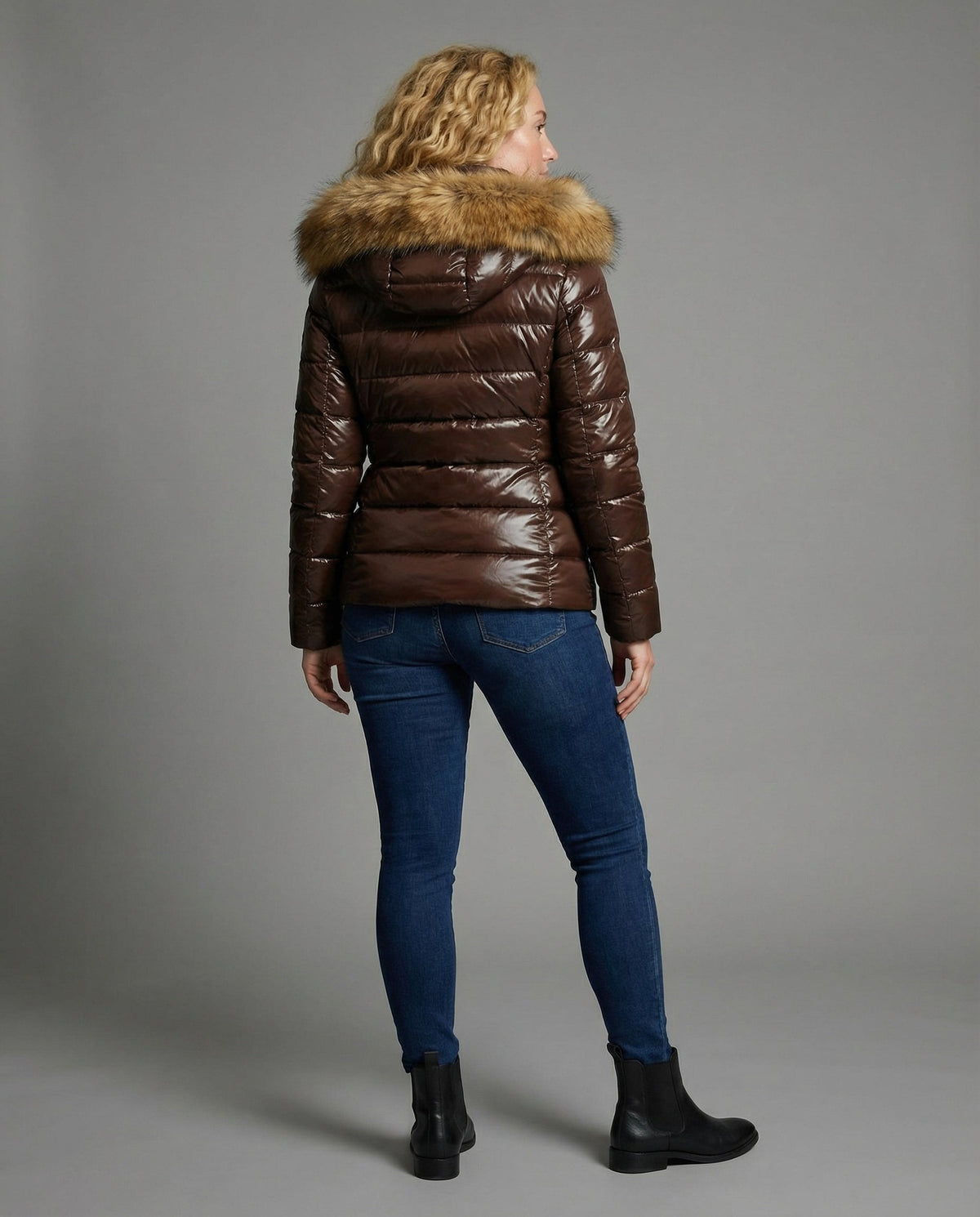 Damen-Steppjacke mit Kunstfellkragen