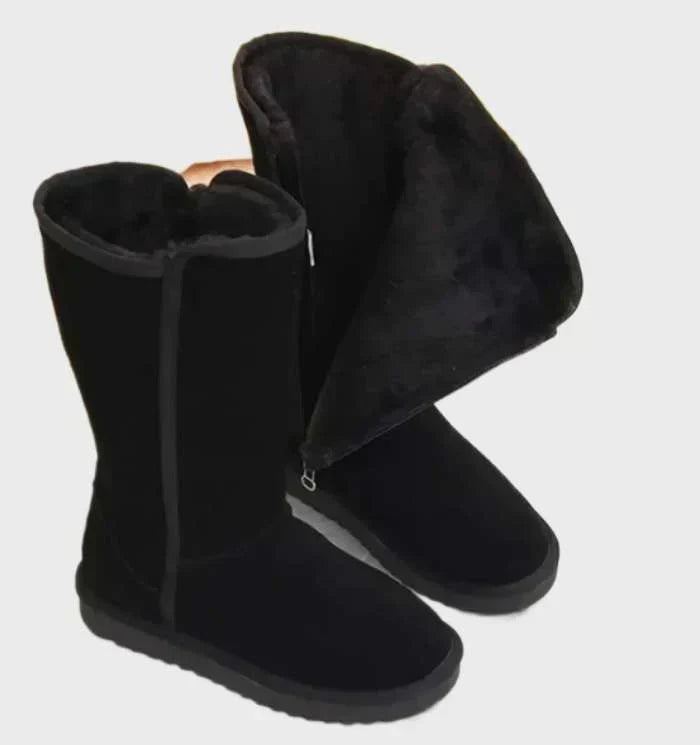 Damenstiefel aus Wildleder mit Schaffell