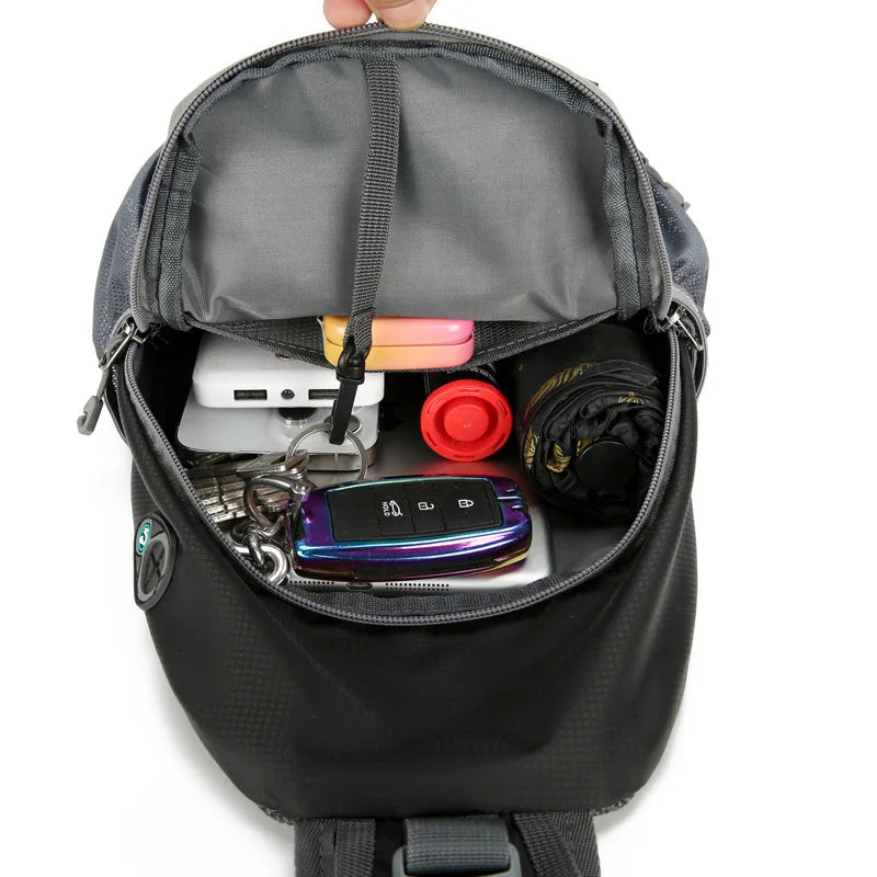Diebstahlsicherer, wasserdichter Sling-Rucksack mit vielen Taschen – leichte Crossbody-Reisetasche