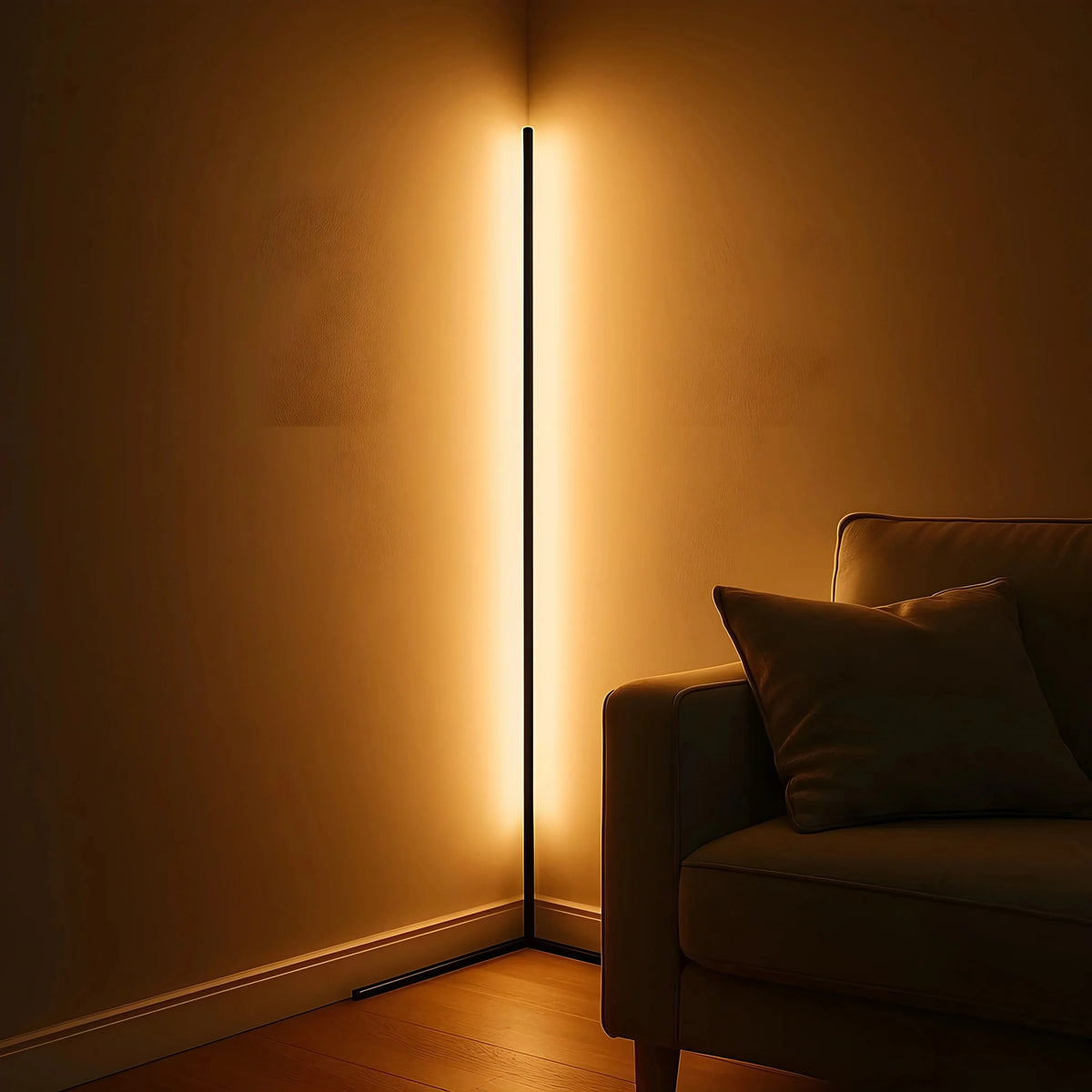 Dimmbare LED-Eckstehlampe mit Fernbedienung