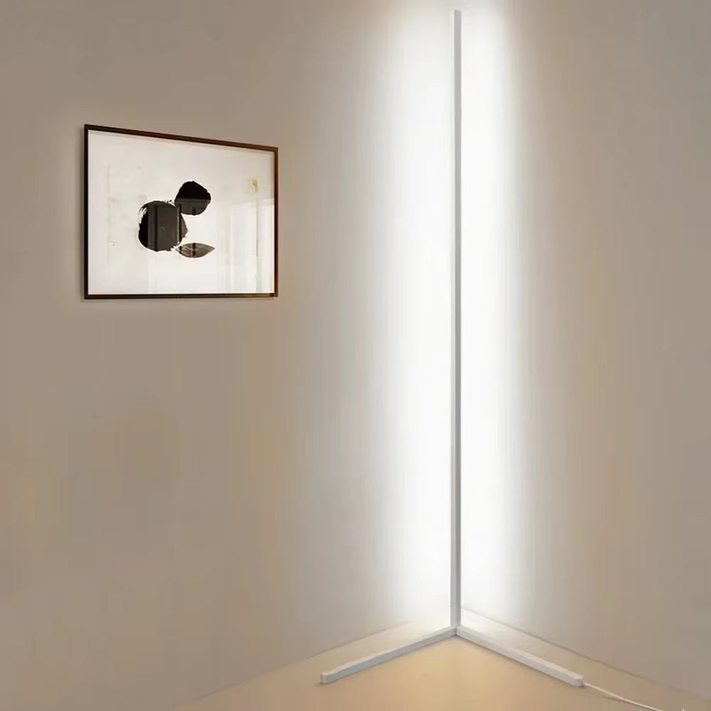 Dimmbare LED-Eckstehlampe mit Fernbedienung