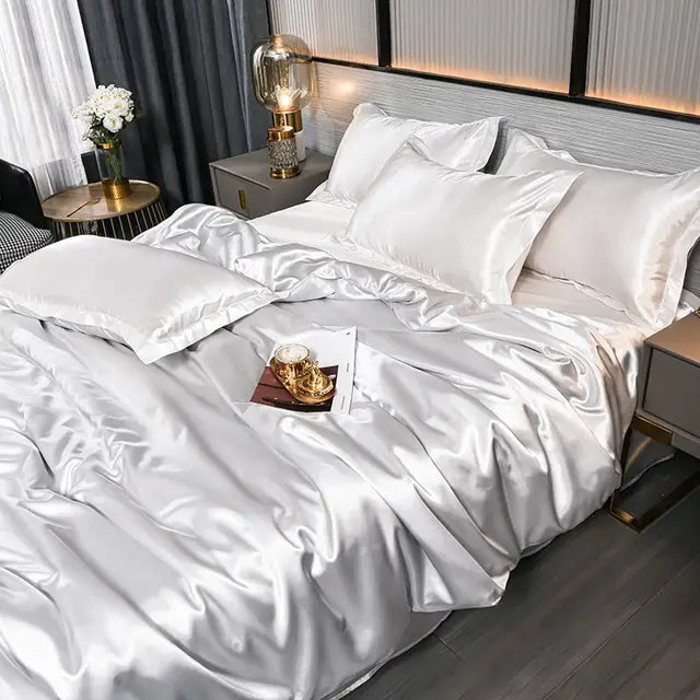 Eleganter Satin-Bettbezug, luxuriöse Bettwäsche