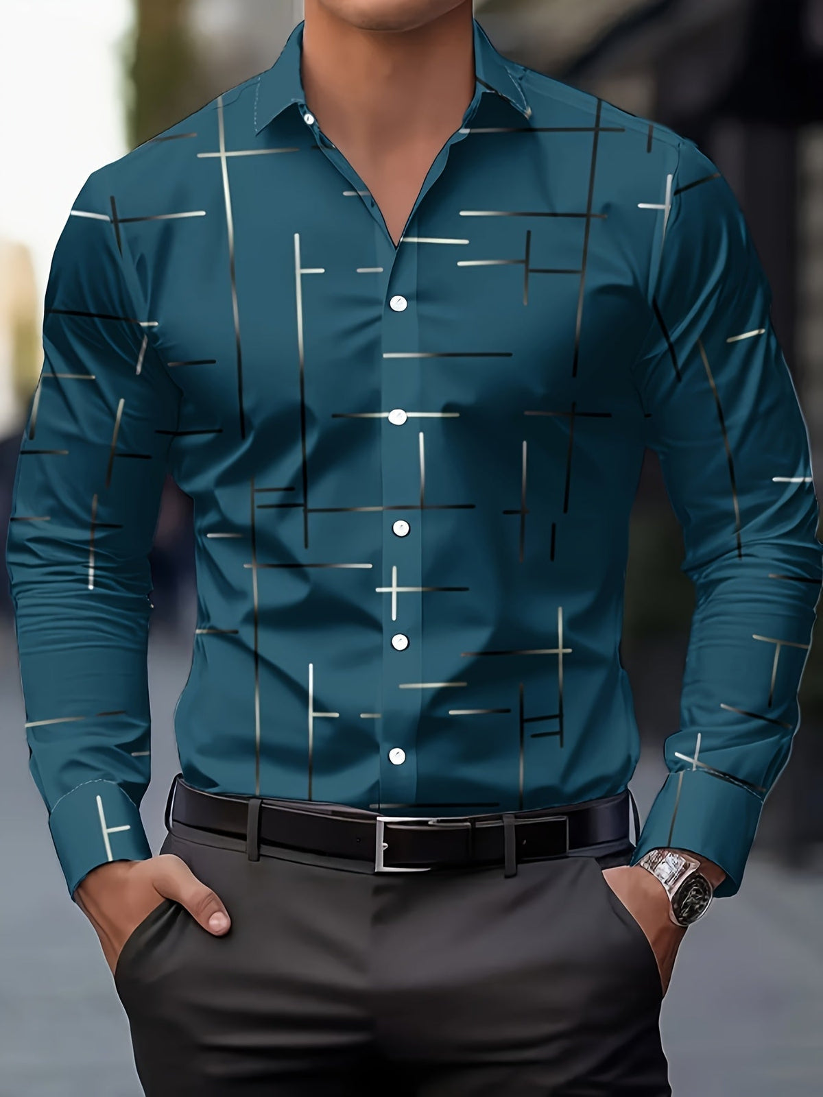 Elegantes Hemd mit Linienmuster