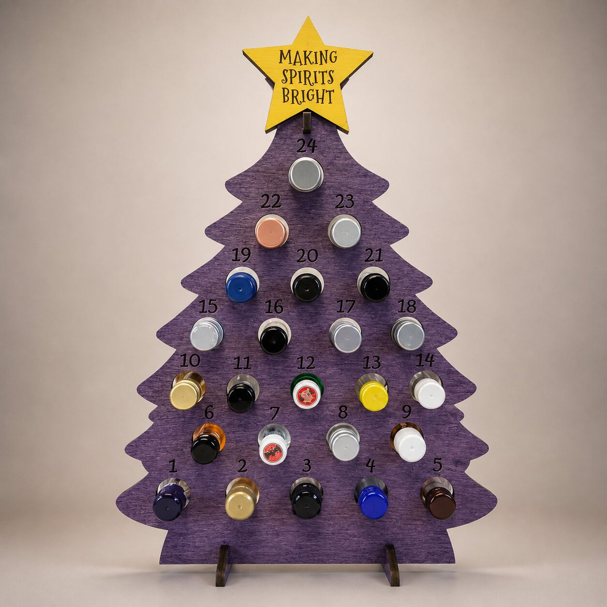 Flaschen-Adventskalender aus Holz 2026 – Weihnachtsbaum mit 24 Flaschenfächern