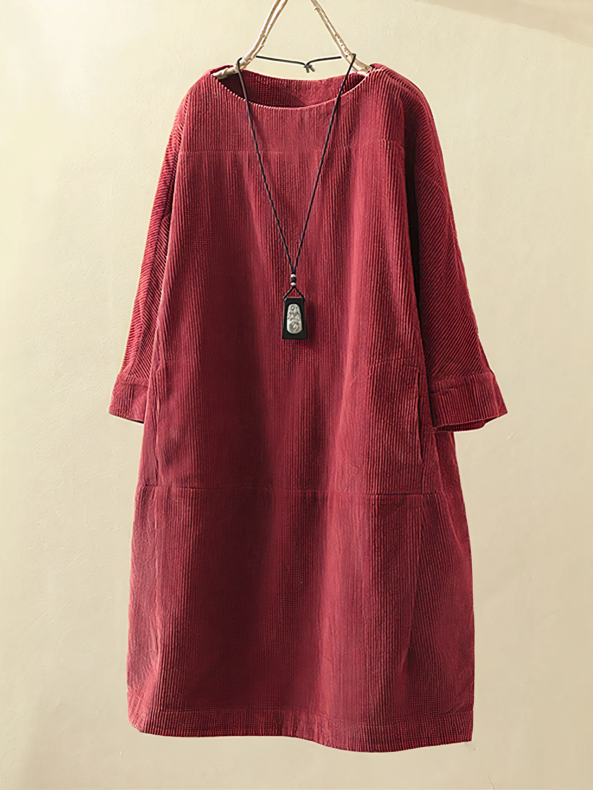 Gemütliches Cord-Midikleid mit Taschen