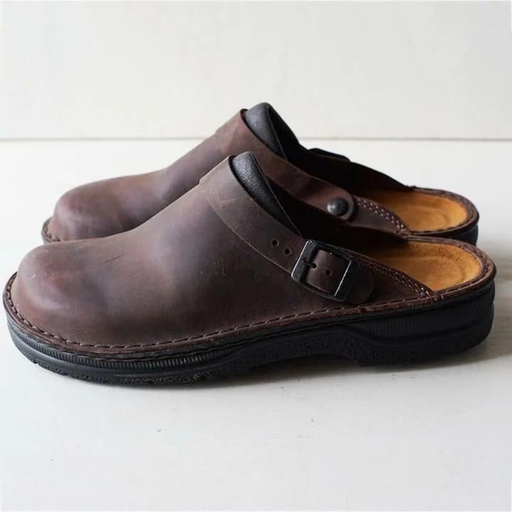 Herren-Clogs zum Hineinschlüpfen mit sicherem Fersenriemen
