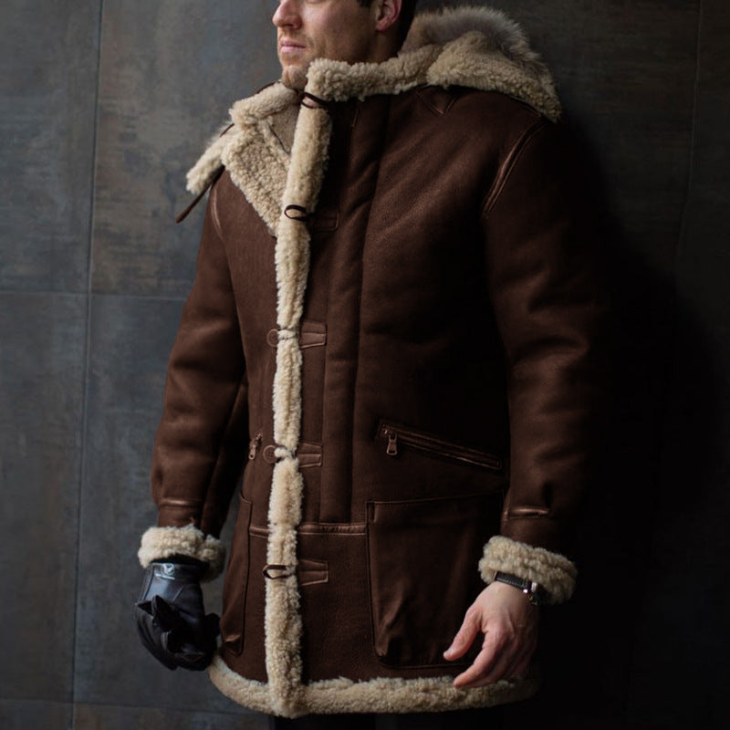 Herren-Lammfellmantel mit Kapuze und praktischen Taschen