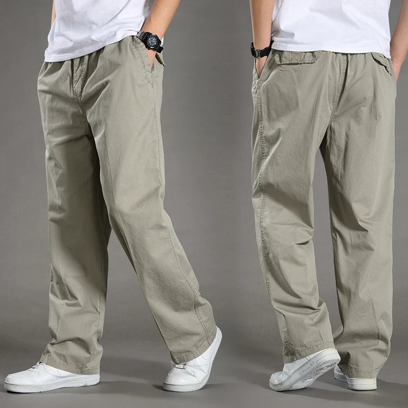 Herrenhose mit lockerer Passform und Taschen