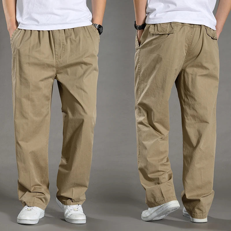 Herrenhose mit lockerer Passform und Taschen
