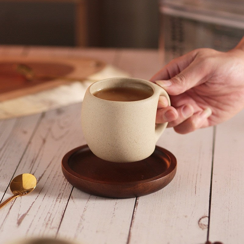 Japanisch inspiriertes Kaffeetassen-Set aus Keramik inklusive Bambusuntertasse und Löffel