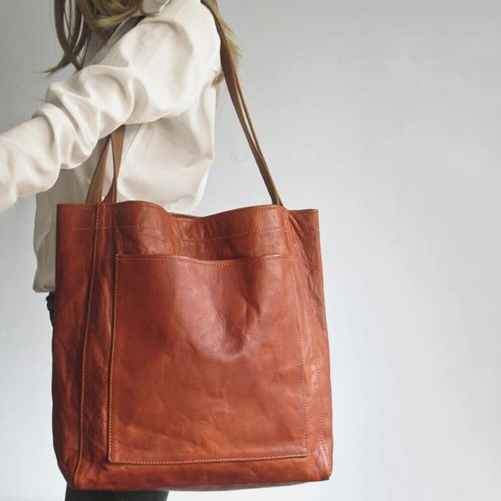 Klassische braune Damenhandtasche