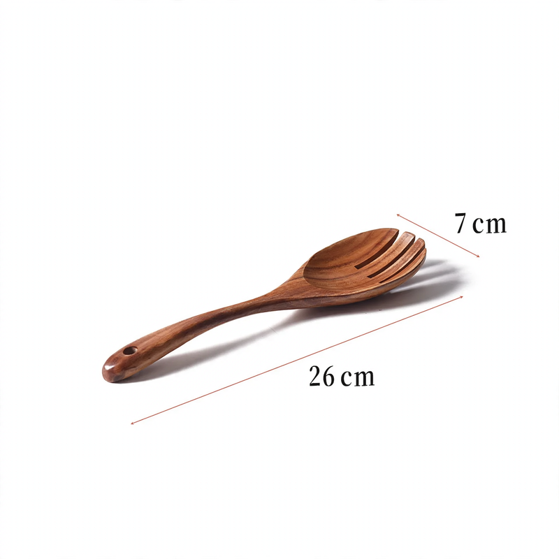 Küchenutensilien aus Holz, verschiedene Formen
