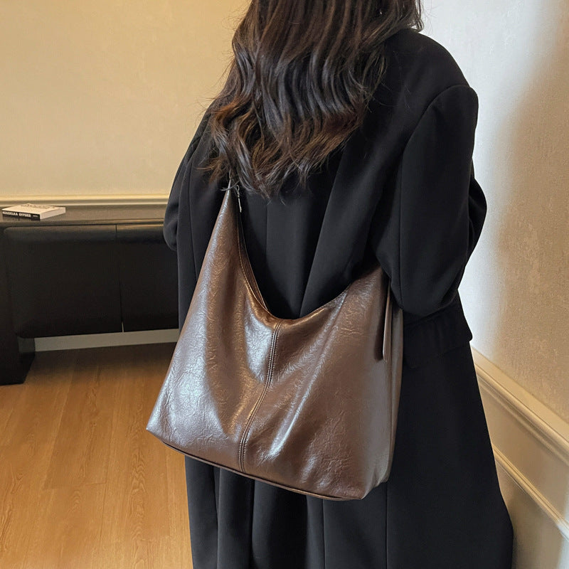 Lässige Handtasche aus Premium-Leder