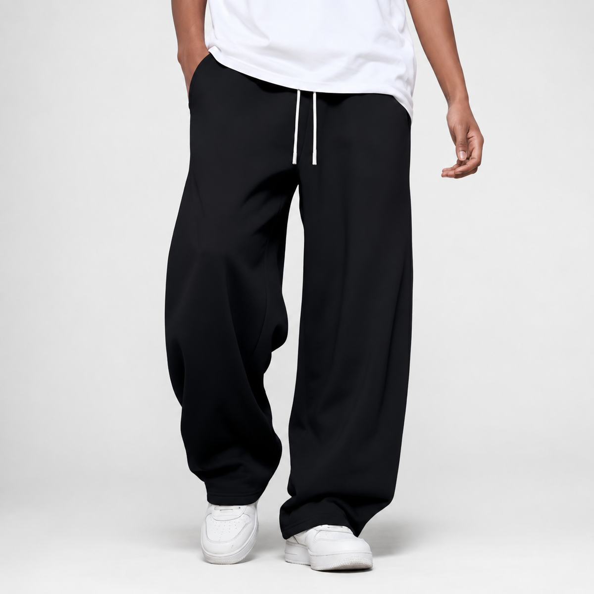 Locker geschnittene, lange Jogginghose