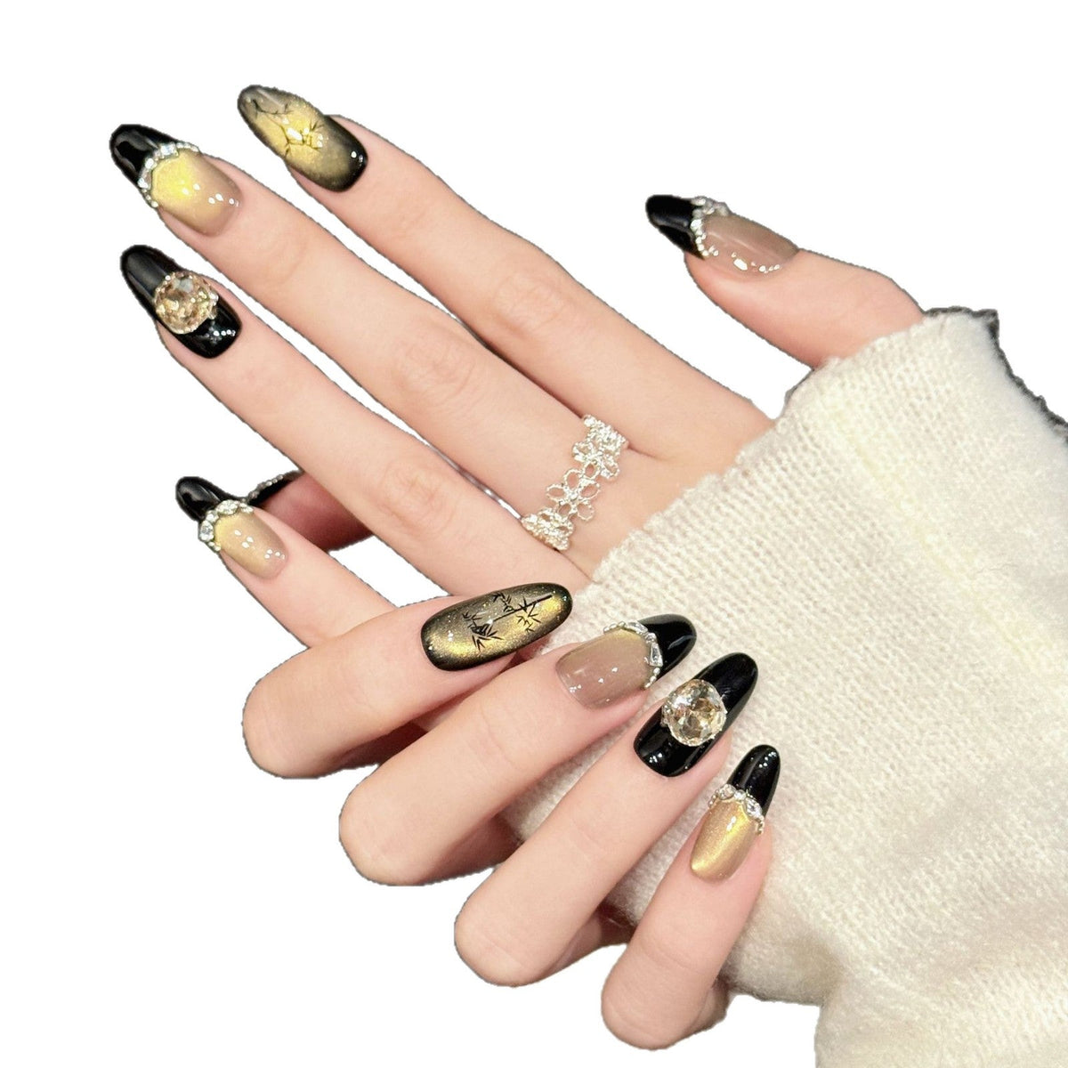 Luxuriöses künstlerisches Press-on-Nagelset mit Schmuckstein-Akzenten