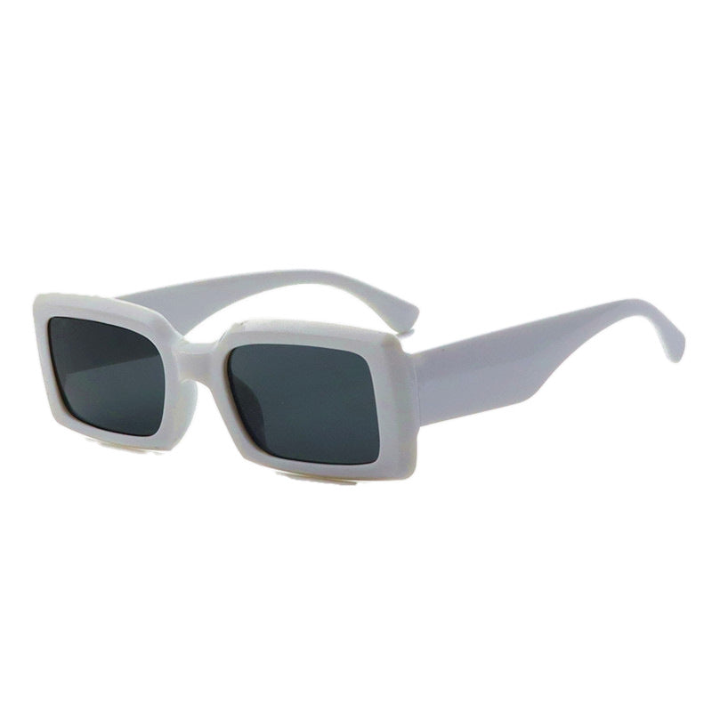 Moderne matte eckige Sonnenbrille