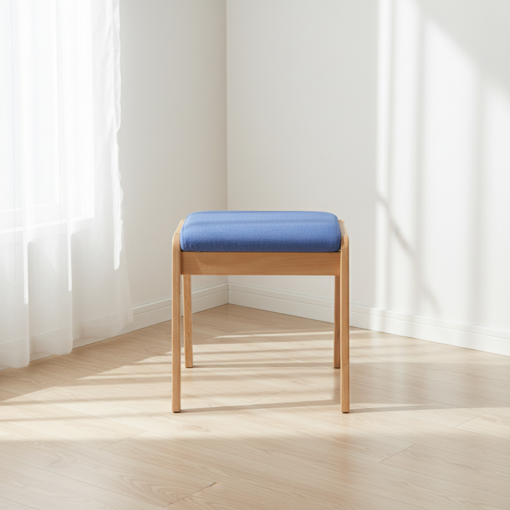 Moderner minimalistischer rechteckiger Schminktischhocker aus Massivholz und Leinen fürs Schlafzimmer
