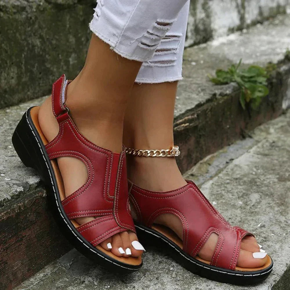 Orthopädische Keilsandalen