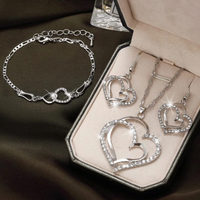 Schmuckset aus 925er-Silber mit Doppelherzen