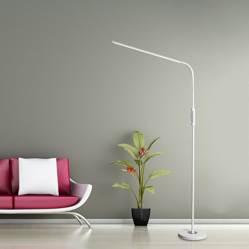 Stilvolle LED-Stehlampe mit verstellbarem Leuchtenkopf