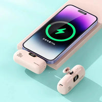 Tragbare Powerbank mit LED-Display und Dual-Port-Kompatibilität, 30000 mAh