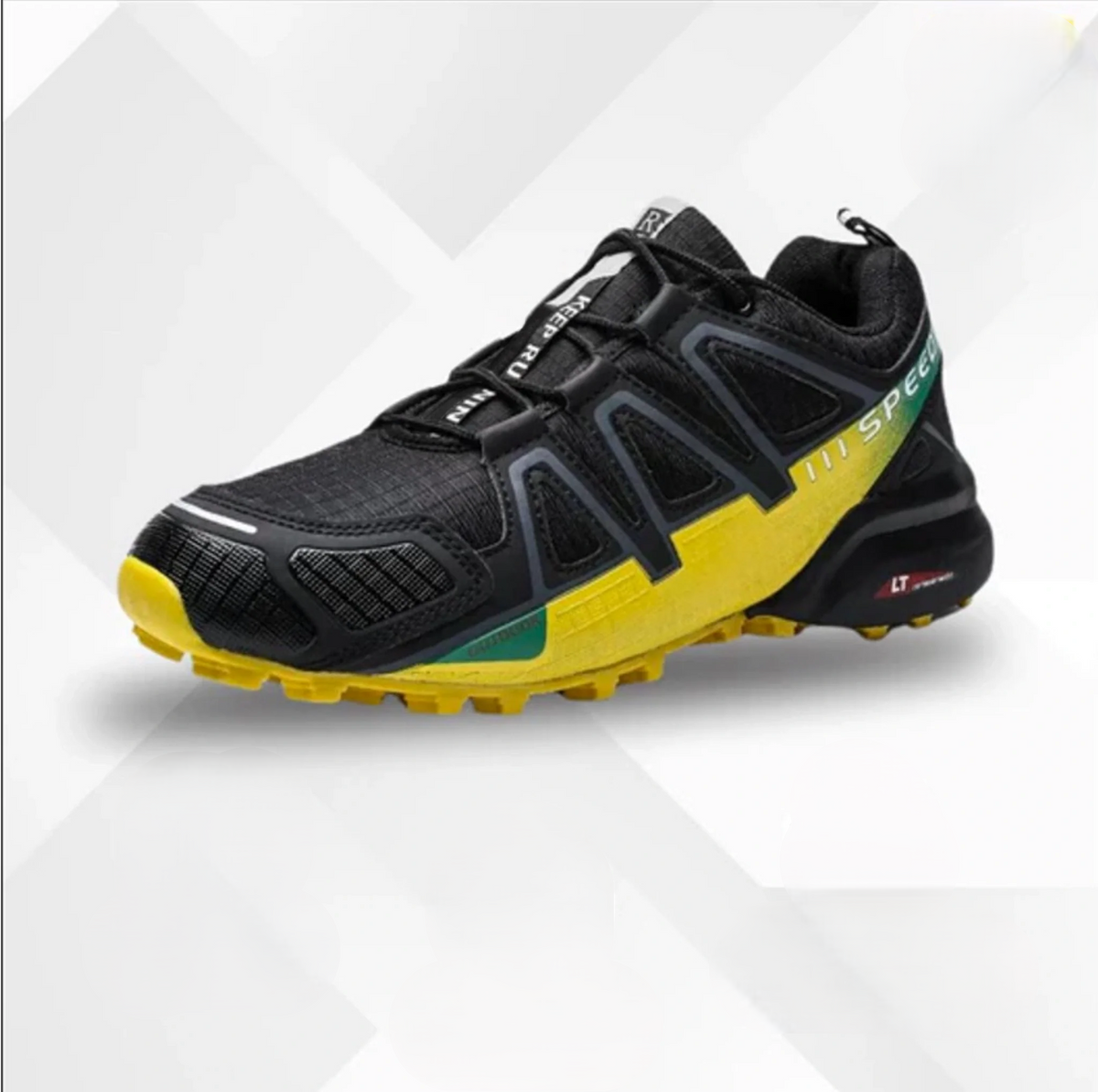 Trekkingschuhe für den Herbst mit rutschfester Sohle