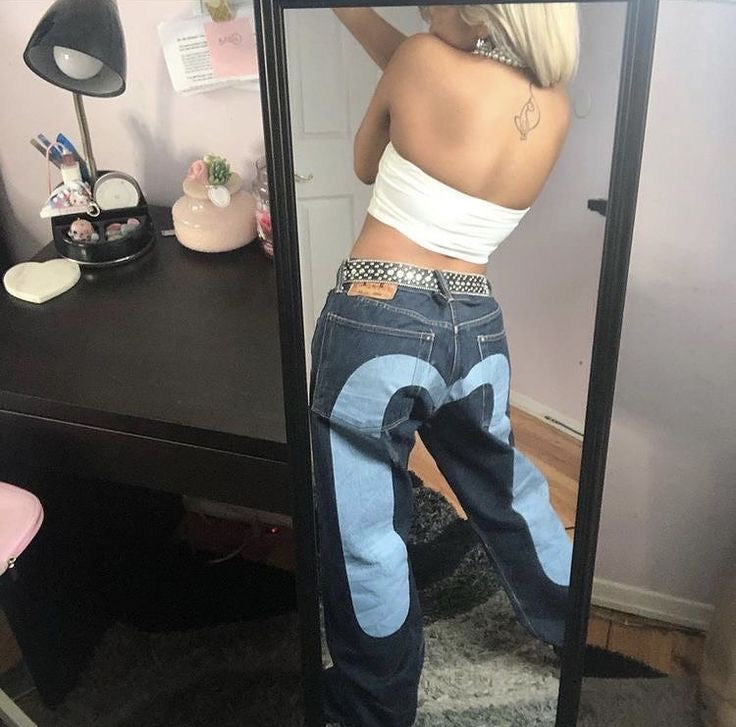 Vintage-Jeans mit weitem Bein für Damen, mittelhoher Bund im Retro-Stil, bequeme Schlagjeans für den Alltag