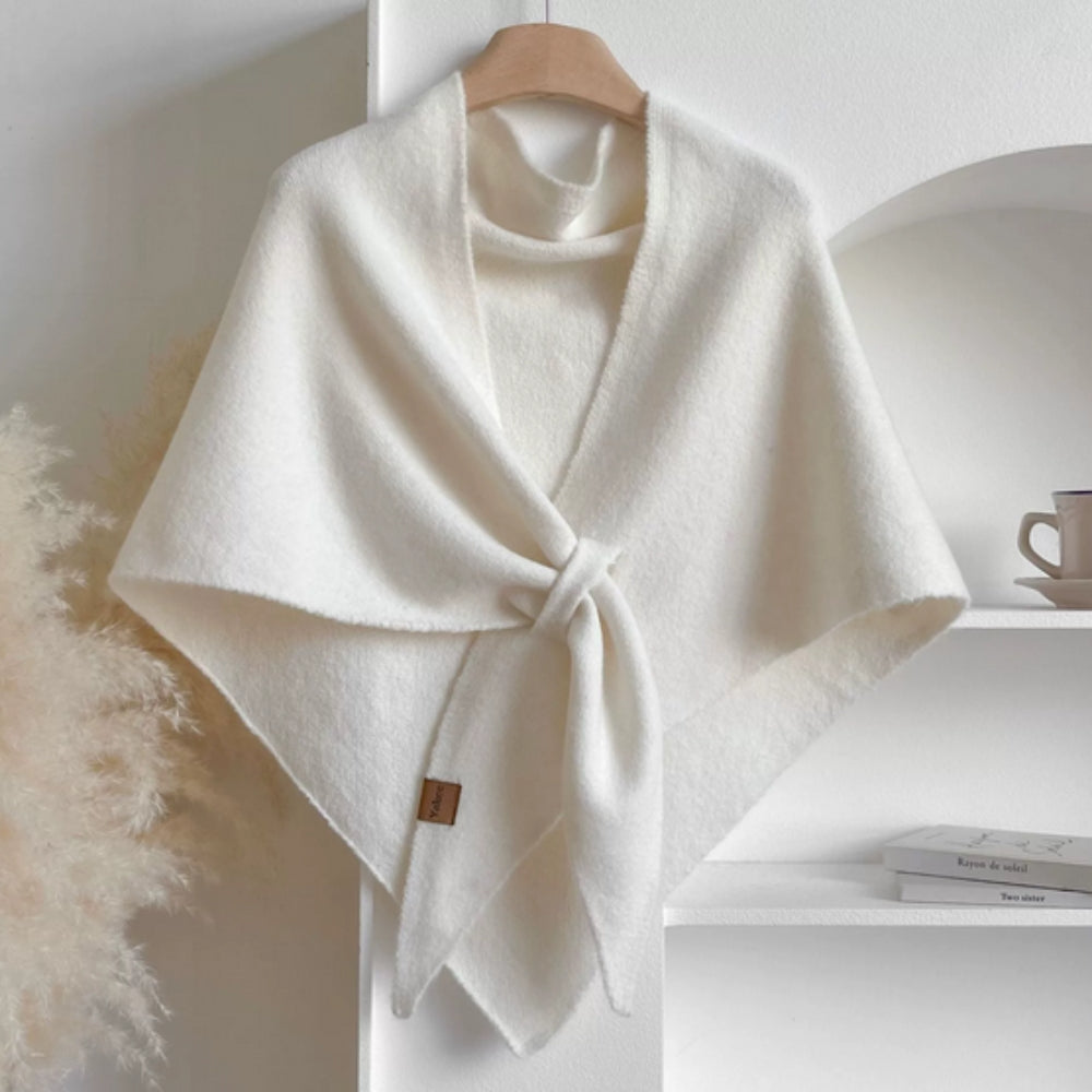 Weicher Dreiecks-Poncho-Schal